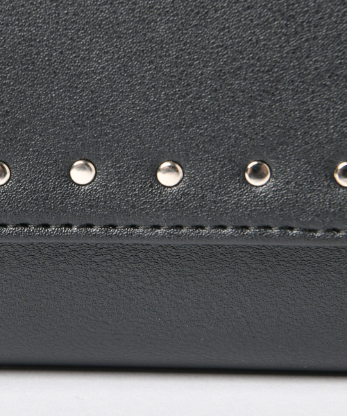 CIAOPANIC TYPY（チャオパニックティピー）の「プチスタッズお財布ショルダー（ショルダーバッグ・レディース・ブラック/キャメル・FREE）」の3枚目の写真