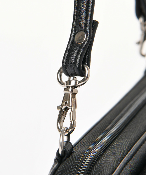 CIAOPANIC TYPY（チャオパニックティピー）の「プチスタッズお財布ショルダー（ショルダーバッグ・レディース・ブラック/キャメル・FREE）」の7枚目の写真