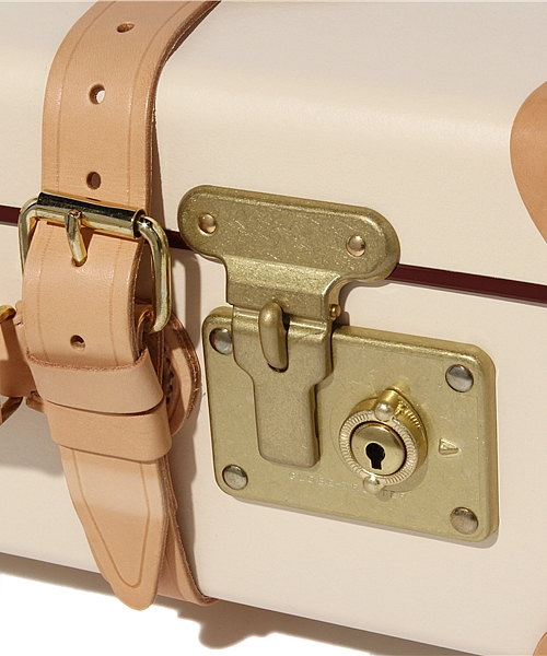 SHIPS（シップス）の「GLOBE TROTTER:  【SAFARI 】  21″TROLLEY CASE（スーツケース/キャリーバッグ・メンズ・ベージュ・ONE SIZE）」の7枚目の写真