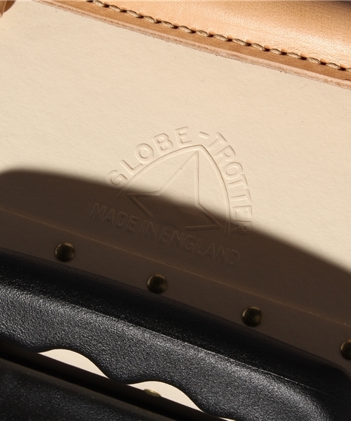 SHIPS（シップス）の「GLOBE TROTTER:  【SAFARI 】  21″TROLLEY CASE（スーツケース/キャリーバッグ・メンズ・ベージュ・ONE SIZE）」の12枚目の写真