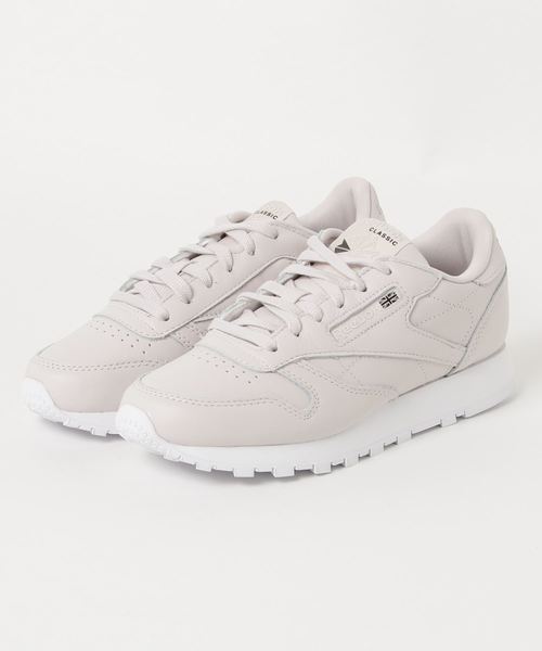 Reebok（リーボック）の「【Reebok CLASSIC×FACE STOCKHOLM】クラシックレザー [CL LTHR X FACE]（スニーカー・レディース・ライトピンク/オフホワイト/ライトブルー/ライトパープル・24.5cm/22.5cm/23.5cm/24.0cm/23.0cm/25.0cm/26.0cm/25.5cm）」の3枚目の写真