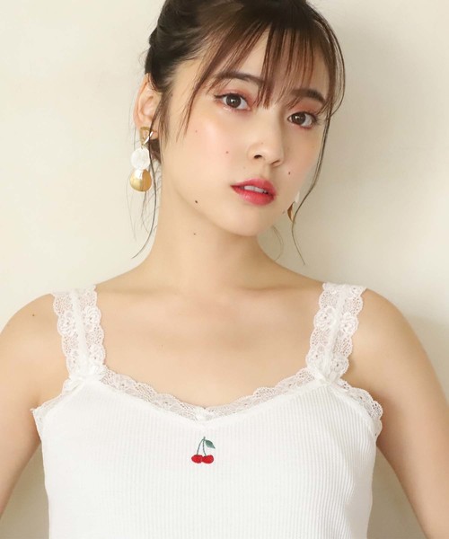 one after another NICE CLAUP(ワンアフターアナザーナイスクラップ)の「サーマルキャミ(キャミソール・レディース・グレー/オフホワイト/ホワイト系その他/ベージュ系その他・FREE)」の14枚目の写真