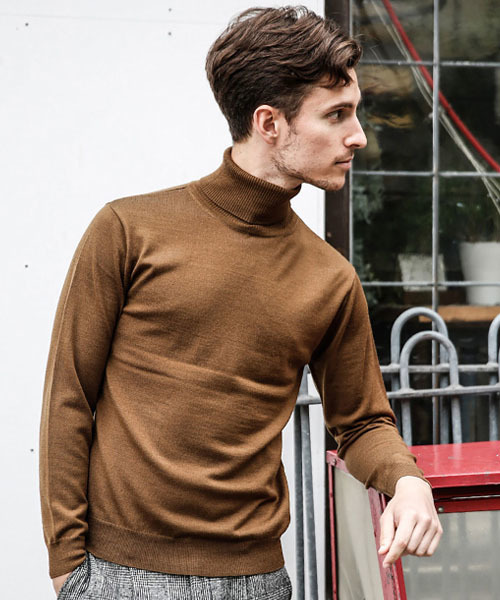 MR.OLIVE（ミスターオリーブ）の「14G SILKET WOOL KNIT / STANDARD TURTLE NECK SWEATER（ニット/セーター・メンズ・ブラック/ネイビー/ブラウン・SMALL/MEDIUM/LARGE）」の3枚目の写真