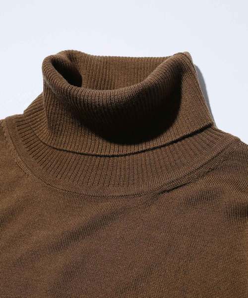 MR.OLIVE（ミスターオリーブ）の「14G SILKET WOOL KNIT / STANDARD TURTLE NECK SWEATER（ニット/セーター・メンズ・ブラック/ネイビー/ブラウン・SMALL/MEDIUM/LARGE）」の7枚目の写真