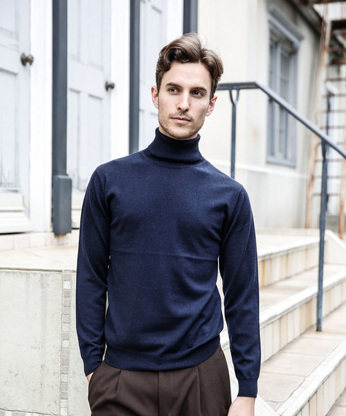 MR.OLIVE（ミスターオリーブ）の「14G SILKET WOOL KNIT / STANDARD TURTLE NECK SWEATER（ニット/セーター・メンズ・ブラック/ネイビー/ブラウン・SMALL/MEDIUM/LARGE）」の12枚目の写真