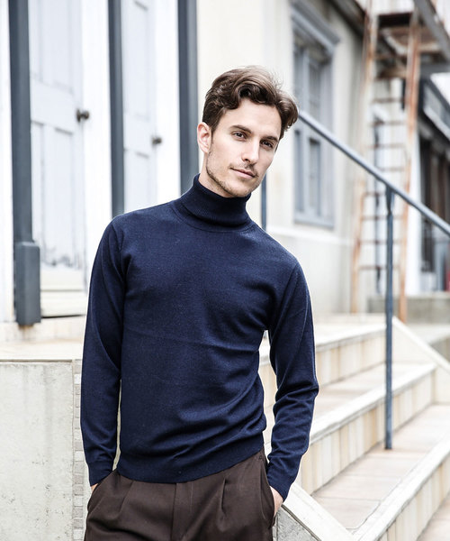 MR.OLIVE（ミスターオリーブ）の「14G SILKET WOOL KNIT / STANDARD TURTLE NECK SWEATER（ニット/セーター・メンズ・ブラック/ネイビー/ブラウン・SMALL/MEDIUM/LARGE）」の13枚目の写真