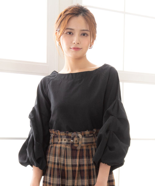 夢展望（ユメテンボウ）の「ボリュームタックスリーブピーチブラウス（シャツ/ブラウス・レディース・テラコッタ/ボルドー/その他/ホワイト/ブルー系その他/ブラック/ベージュ・LARGE/MEDIUM）」の3枚目の写真