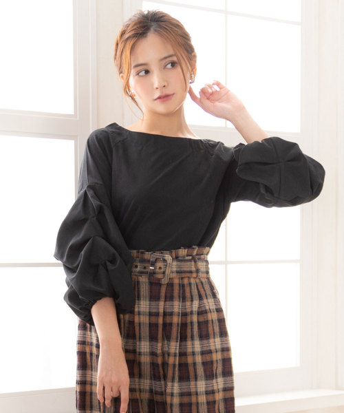 夢展望（ユメテンボウ）の「ボリュームタックスリーブピーチブラウス（シャツ/ブラウス・レディース・テラコッタ/ボルドー/その他/ホワイト/ブルー系その他/ブラック/ベージュ・LARGE/MEDIUM）」の12枚目の写真