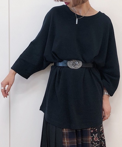 PAGEBOY（ページボーイ）の「ドルマンチュニックカットソー（Tシャツ/カットソー・レディース・オフホワイト/ブラック/ダークブラウン/ダークパープル・FREE）」の21枚目の写真