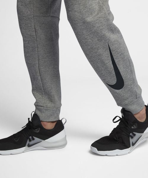 ナイキ テーパード メンズ トレーニングパンツ メンズ テーパード Nike スウェットパンツ Nike ナイキ のファッション パンツ サーマ