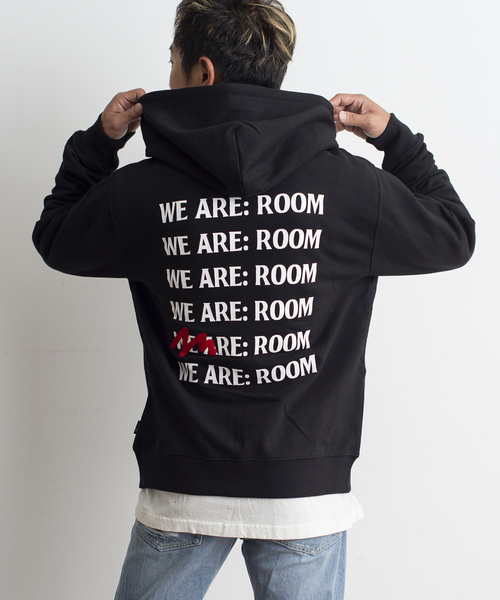 Re:room（リルーム）の「WE ARE: ロゴ ビッグ ジップ パーカー 