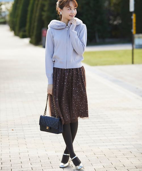トッコ♡ 旬顔レディになれる2WAYエコファー付きビジュージップパーカー tocco closet（トッコ クローゼット）の「2WAYエコファー付きビジュー