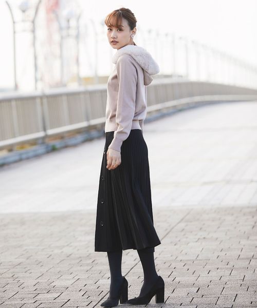 tocco 2wayエコファー付きビジュージップパーカー tocco closet（トッコ クローゼット）の「2WAYエコファー付きビジュー