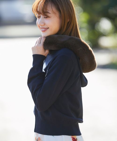 tocco 2wayエコファー付きビジュージップパーカー tocco closet（トッコ クローゼット）の「2WAYエコファー付きビジュー