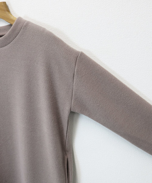 andme（アンドミー）の「ハイネック長袖起毛ワンピース スリット入り（ワンピース・レディース・アイボリー/チャコールグレー/ピンクベージュ/ブラック・M）」の19枚目の写真