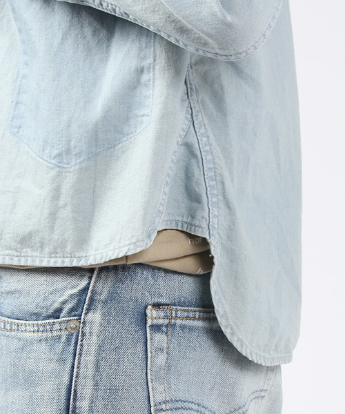 ARCHI（アーキ）の「NOGAL SHIRT（シャツ/ブラウス・レディース・ライトブルー・SMALL/MEDIUM）」の8枚目の写真