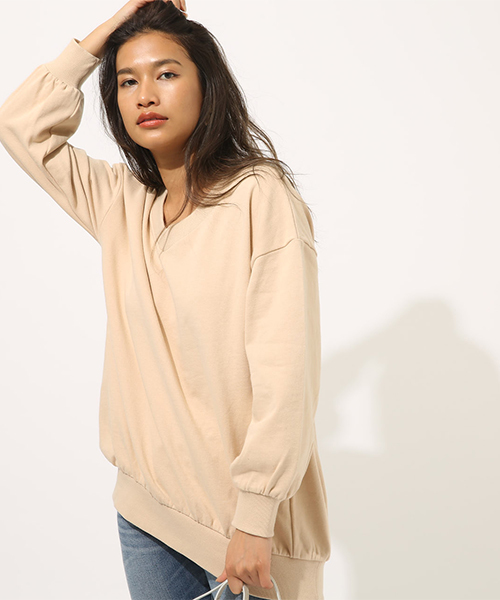 AZUL by moussy（アズールバイマウジー）の「SWEAT V/N LOOSE TUNIC/スウェット Vネック ルーズチュニック（チュニック・レディース・ブラック/ベージュ/杢グレー・MEDIUM/SMALL）」の3枚目の写真