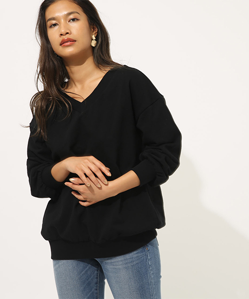 AZUL by moussy（アズールバイマウジー）の「SWEAT V/N LOOSE TUNIC/スウェット Vネック ルーズチュニック（チュニック・レディース・ブラック/ベージュ/杢グレー・MEDIUM/SMALL）」の4枚目の写真