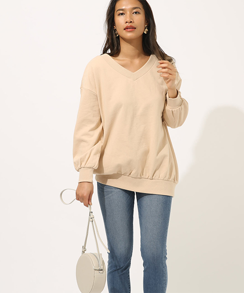 AZUL by moussy（アズールバイマウジー）の「SWEAT V/N LOOSE TUNIC/スウェット Vネック ルーズチュニック（チュニック・レディース・ブラック/ベージュ/杢グレー・MEDIUM/SMALL）」の20枚目の写真