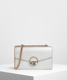 CHARLES & KEITH | ラウンドプラークディテール ミニショルダーバッグ / Round Plaque Detail Mini Shoulder Bag(ショルダーバッグ)