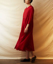 suzuki takayuki（スズキタカユキ）の「gathered dress