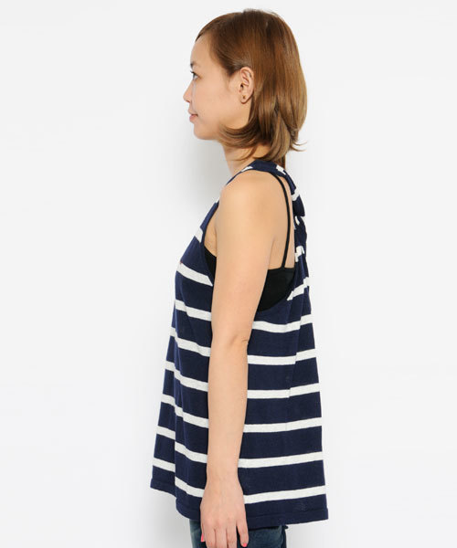 X-girl（エックスガール）の「TWISTED KNIT TANK（タンクトップ・レディース・ブラック/アッシュグレー/パープル/ネイビー・1/2）」の12枚目の写真