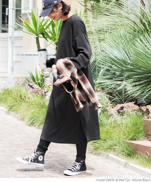 coca（coca）（コカ）の「裏起毛サイドスリットバルーンスリーブワンピース（ワンピース・レディース・ブラック/ブラウン/アイボリー・ONE SIZE）」の7枚目の写真