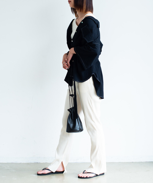 Aunt Marie's(アントマリーズ)の「AUNT MARIE'S ベルト付き開襟半袖シャツ(シャツ/ブラウス・レディース・ブラック/ベージュ/カーキ・FREE)」の6枚目の写真