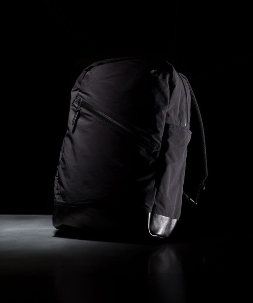 CRAMSHELL（クラムシェル）の「DAY PACK（バックパック/リュック