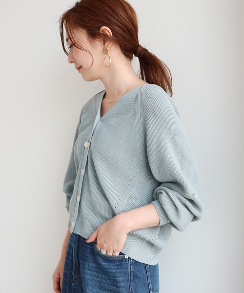 AMERICAN HOLIC（アメリカンホリック）の「Ｖネックドルマンニットカーディガン　＊（カーディガン/ボレロ・レディース・アイボリー/ライトグレー/ベージュ/サックスブルー/ネイビー・MEDIUM/LARGE）」の12枚目の写真