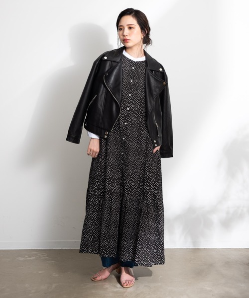 Aunt Marie's(アントマリーズ)の「AUNT MARIE'S コットンローンクレリックロングシャツワンピース(ワンピース・レディース・ブラック/ブルー/アイボリー・FREE)」の6枚目の写真