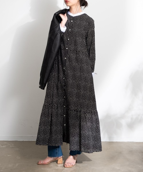 Aunt Marie's(アントマリーズ)の「AUNT MARIE'S コットンローンクレリックロングシャツワンピース(ワンピース・レディース・ブラック/ブルー/アイボリー・FREE)」の15枚目の写真