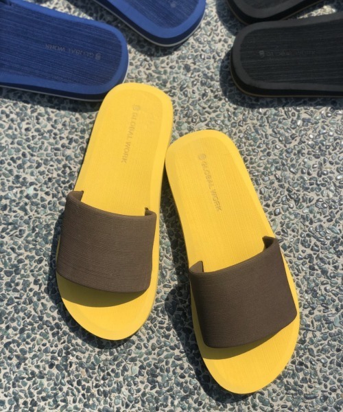 GLOBAL WORK（グローバルワーク）の「PEACH SANDALS スライド/870488（サンダル・メンズ・ブラック/ネイビー/イエロー・SMALL/MEDIUM/LARGE）」の3枚目の写真
