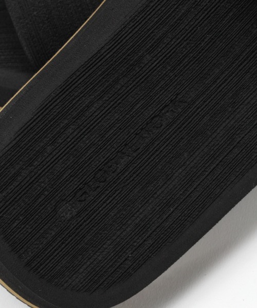 GLOBAL WORK（グローバルワーク）の「PEACH SANDALS スライド/870488（サンダル・メンズ・ブラック/ネイビー/イエロー・SMALL/MEDIUM/LARGE）」の17枚目の写真