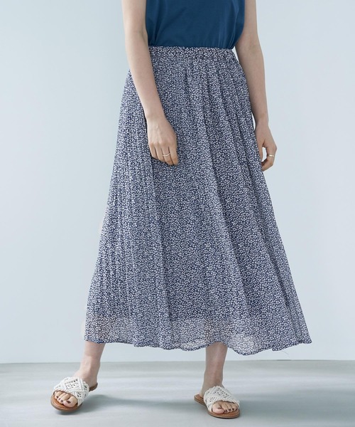 AMERICAN HOLIC（アメリカンホリック）の「シフォンヨウリュウプリーツスカート＊（スカート・レディース・ネイビー/イエロー/ミント/その他5/ブルー系その他/ドット/その他14/ライトベージュ・FREE）」の2枚目の写真