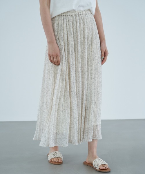 AMERICAN HOLIC（アメリカンホリック）の「シフォンヨウリュウプリーツスカート＊（スカート・レディース・ネイビー/イエロー/ミント/その他5/ブルー系その他/ドット/その他14/ライトベージュ・FREE）」の7枚目の写真