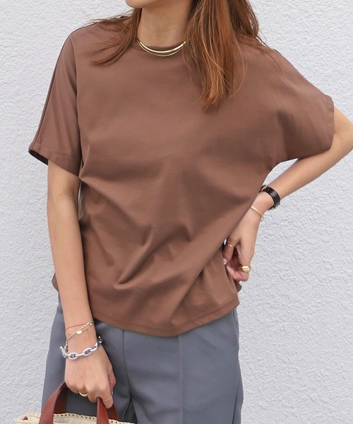 AKTE(アクテ)の「ハイゲージスムースTシャツ(Tシャツ/カットソー・レディース・ホワイト/ネイビー/モカ/オリーブ/ブラック/ピンク・FREE)」の3枚目の写真