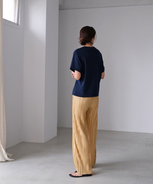 AKTE(アクテ)の「ハイゲージスムースTシャツ(Tシャツ/カットソー・レディース・ホワイト/ネイビー/モカ/オリーブ/ブラック/ピンク・FREE)」の15枚目の写真