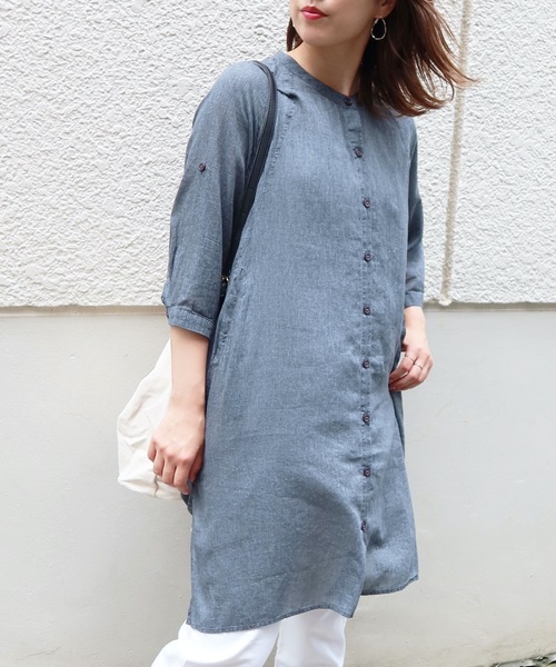 Riberry(リベリー)の「バンドカラーガーゼシャツ(シャツ/ブラウス・レディース・ホワイト/チャコールグレー/グレイッシュベージュ・M)」の2枚目の写真