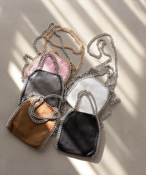 DONOBAN（ドノバン）の「チェーントリミングミニバッグ（ショルダーバッグ・レディース・ブラック/シルバー/ホワイト/ピンク/ブラウン・ONESIZE）」の6枚目の写真