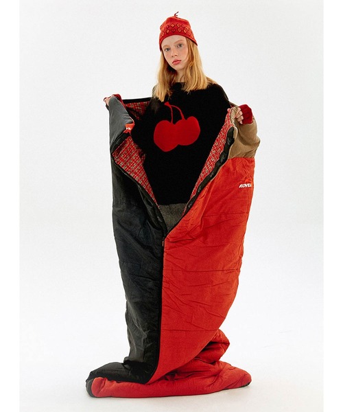 KIRSH(キルシー)の「【KOREA KIRSH オリジナルライン】『KIRSH/キルシー』ONE TONE CHERRY KNIT/ビッグチェリー ニットソー(ニット/セーター・レディース・ブラック/ブルー/ネイビー・FREE)」の4枚目の写真