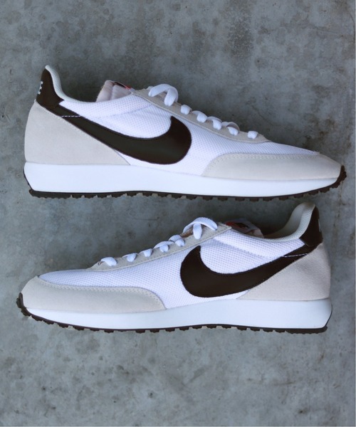 NIKE(ナイキ)の「【NIKE / ナイキ】 エアテイルウインド79(スニーカー・メンズ・ホワイト/ブラック・26cm/26.5cm/27cm/27.5cm/28cm)」の2枚目の写真