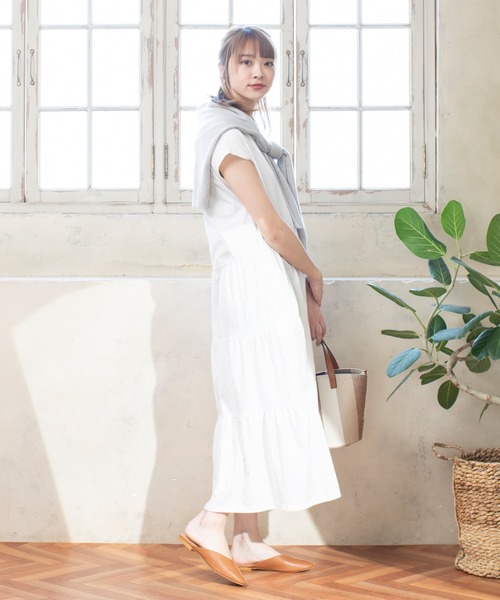 menue（メヌエ）の「センターシーム スクエアトゥフラットミュール（サンダル・レディース・アイボリー/ブラック/ベージュ/ブラウン・3L/M/XS/L/LL/S）」の21枚目の写真