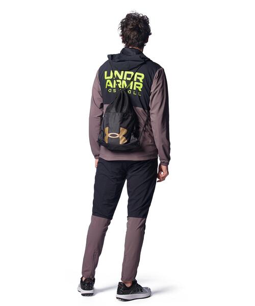 UNDER ARMOUR(アンダーアーマー)の「UAハーフ メッシュ サックパック(ベースボール/メンズ)(その他・メンズ・ダークネイビー/ブラック/ネイビー・ONESIZE)」の5枚目の写真