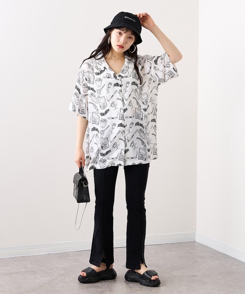 RASVOA（ラスボア）の「ストレッチセンタースリットデニムフレアパンツ（デニムパンツ・レディース・ブラック/ブルー・S/M）」の8枚目の写真