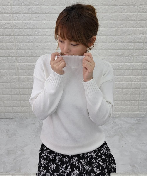 Lace Ladies(レースレディース)の「ハイネック 長袖 ふわふわ 無地ニット(ニット/セーター・レディース・ブラック/ピンク/グレー/ホワイト/テラコッタ/ベージュ・FREE)」の17枚目の写真