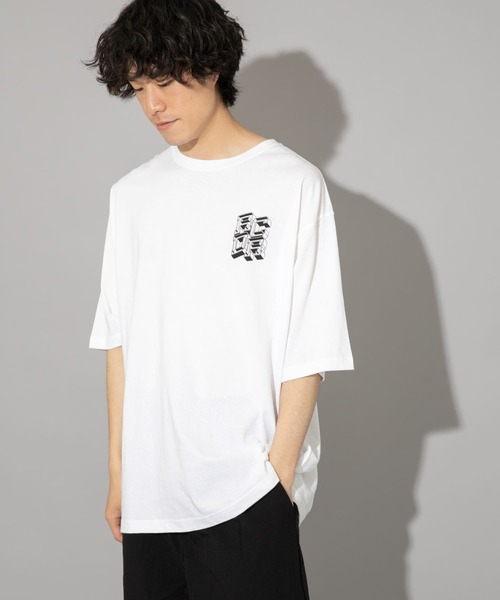 ITEMS URBANRESEARCH（アイテムズ アーバンリサーチ）の「プリントTシャツ NOISE（Tシャツ/カットソー・メンズ・ホワイト/ブラック・LARGE/MEDIUM）」の2枚目の写真
