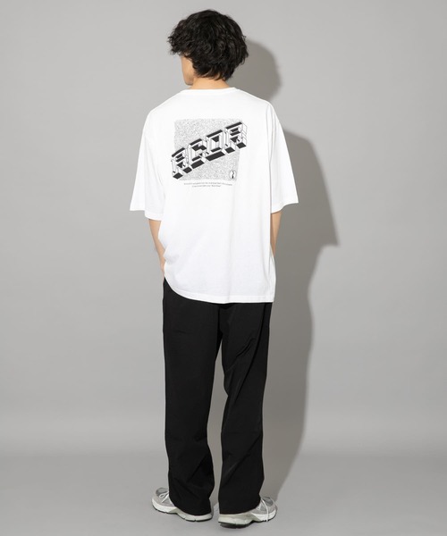 ITEMS URBANRESEARCH（アイテムズ アーバンリサーチ）の「プリントTシャツ NOISE（Tシャツ/カットソー・メンズ・ホワイト/ブラック・LARGE/MEDIUM）」の5枚目の写真