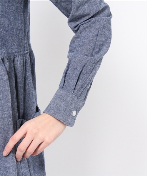 BEAMS BOY（ビームスボーイ）の「BEAMS BOY / シャンブレー シャツワンピース 14FW **（ワンピース・レディース・ネイビー/ブラック・ONE SIZE）」の6枚目の写真