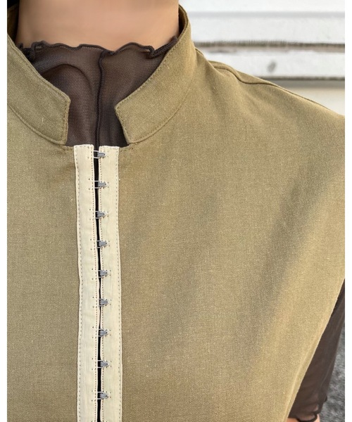 Solace(ソレイス)の「フロントホックベスト(ベスト・レディース・カーキブラウン/ナチュラル・FREE)」の17枚目の写真